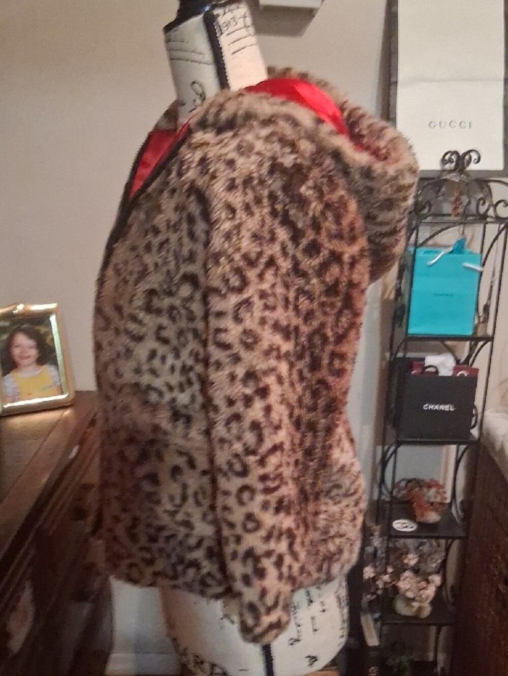 Urban Republic Girls' Leopard Print Faux Fur Jacket with Red Lining Size 6X - Picture 5 of 12
